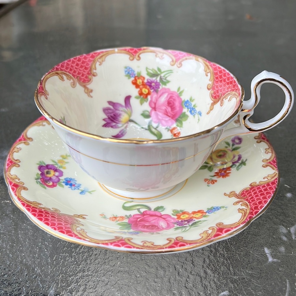 Vintage AYNSLEY bone China, cup and soucer
